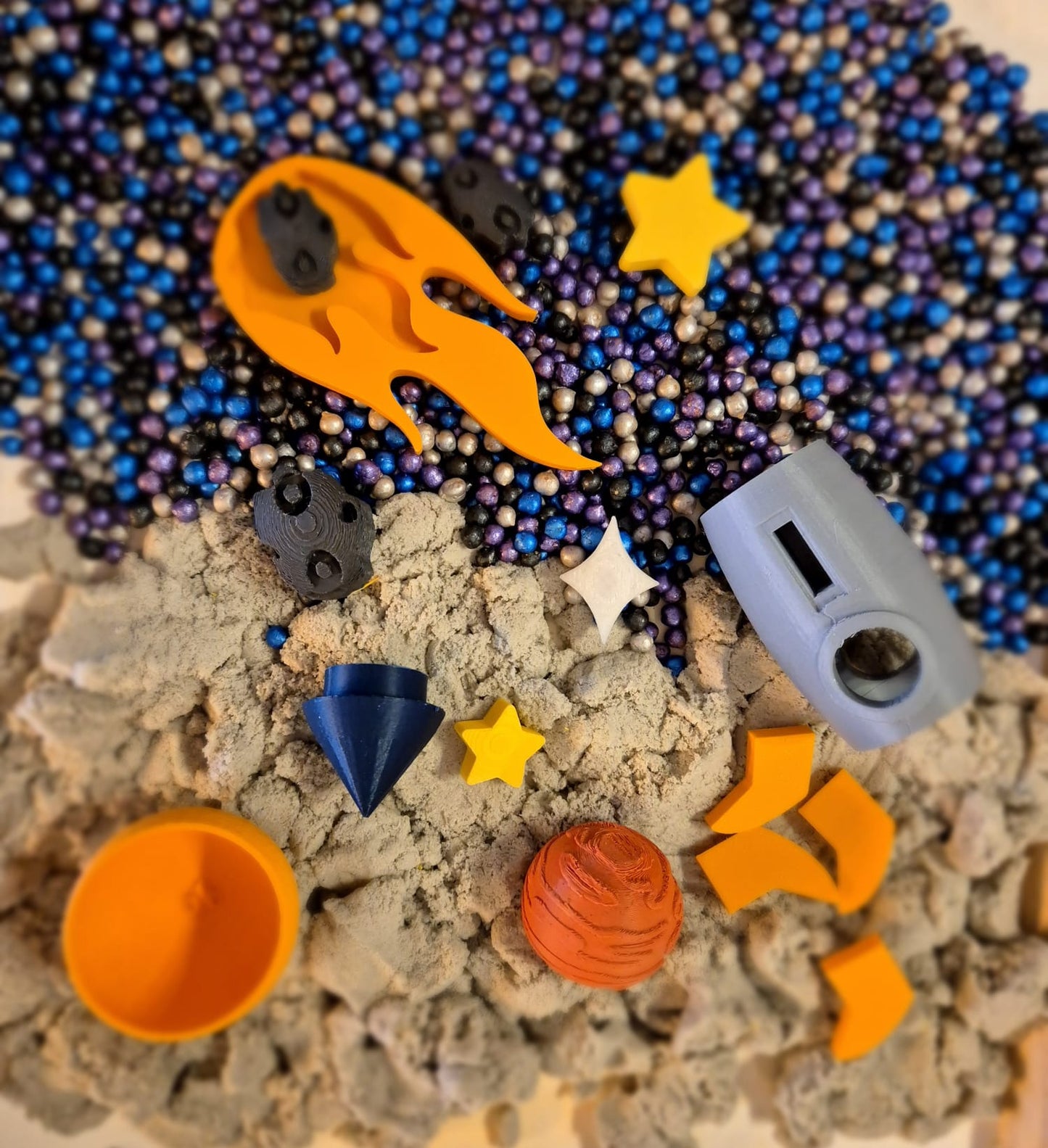 KLEINE ASTRONAUT - Ready to play sensorybox