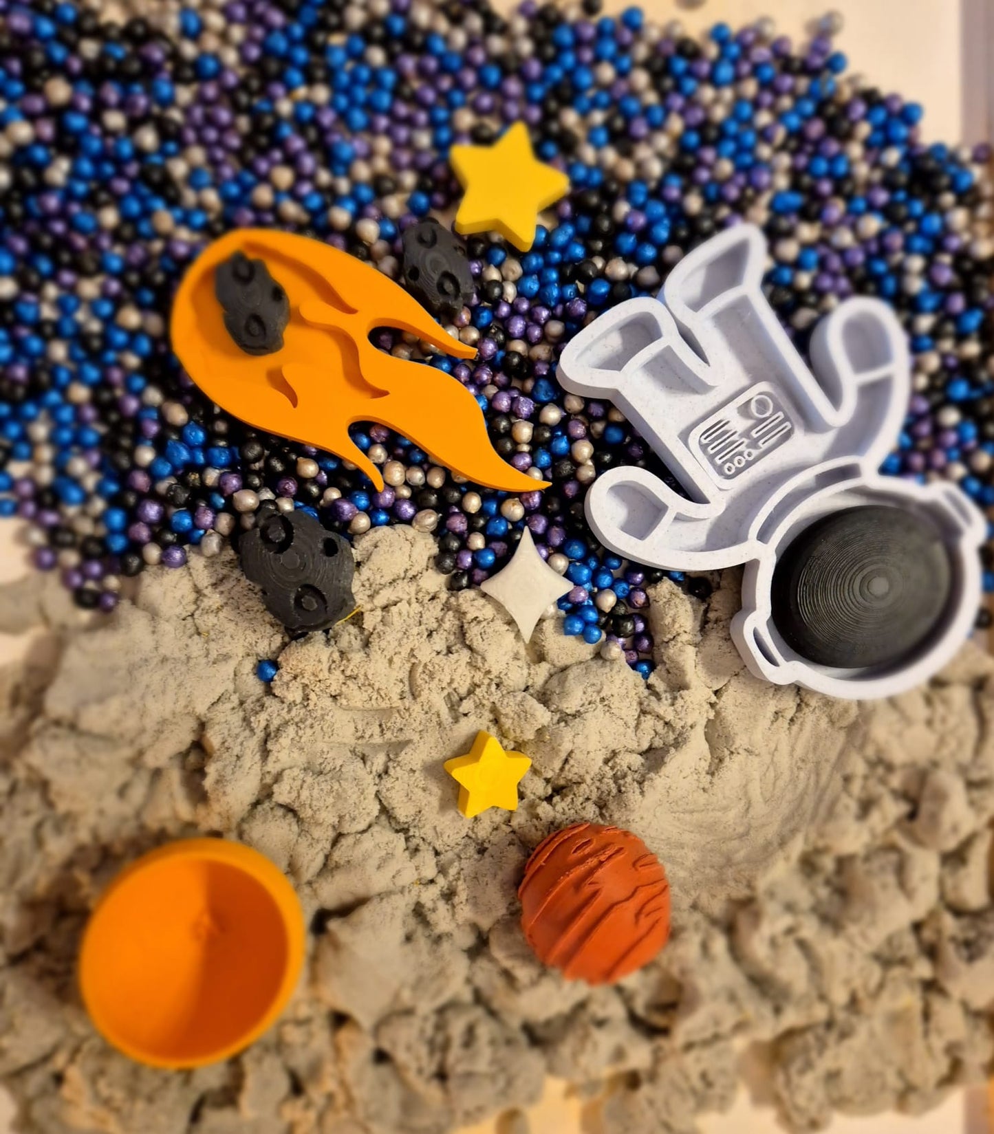 KLEINE ASTRONAUT - Ready to play sensorybox
