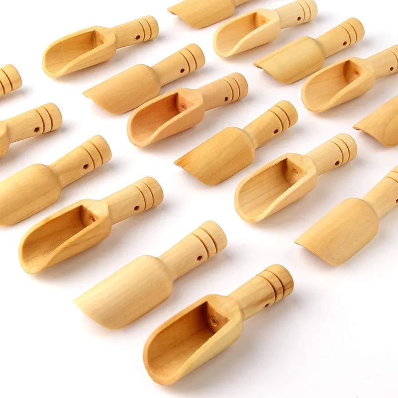 Houten schepjes, Sensorisch spel, fijne motoriek, motorische ontwikkeling, sensory boxen,