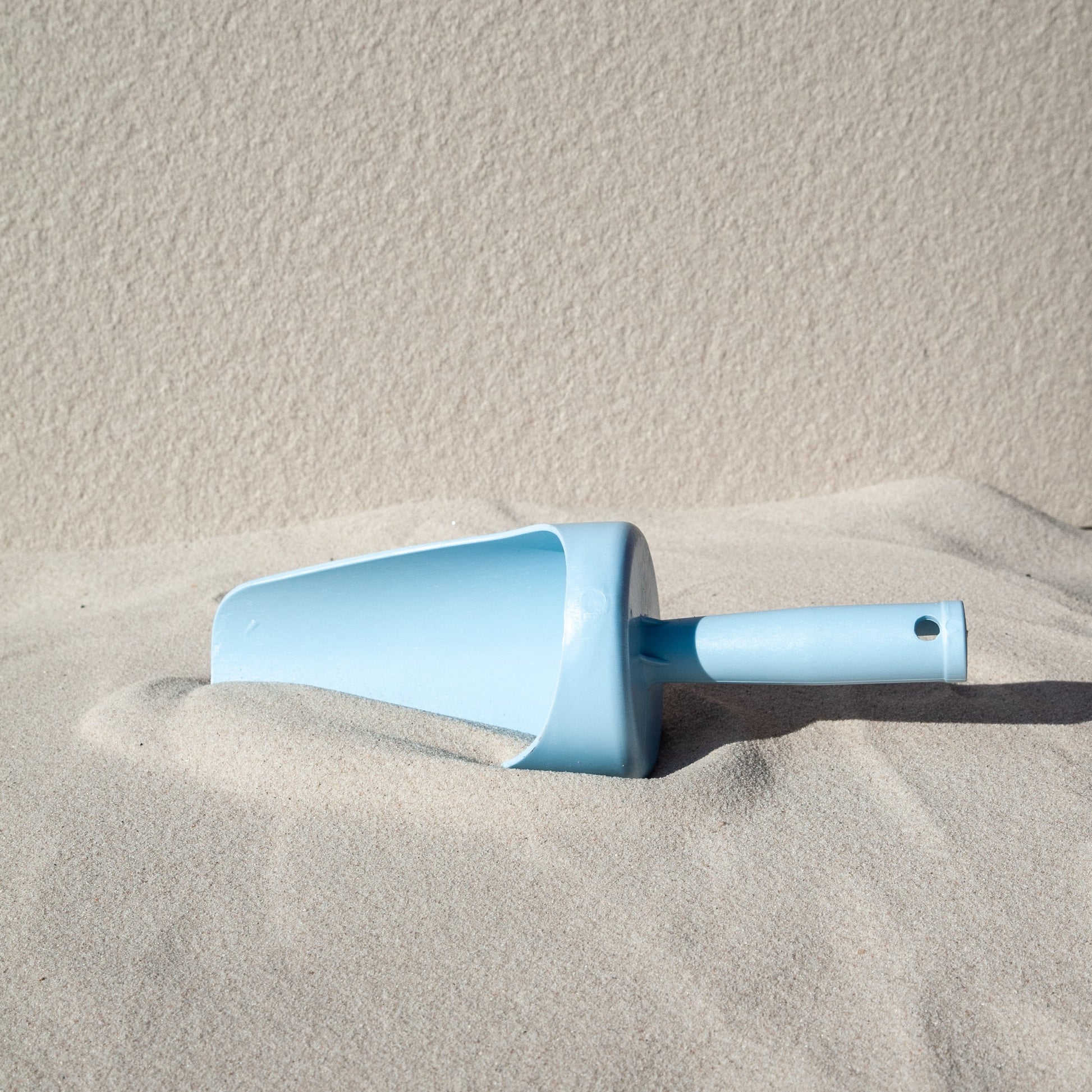 Blauwe schep - STRAND – De kleine astronaut